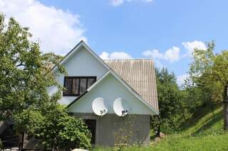 Гостевой дом Goryanka Яремче Вилла с видом на сад-28